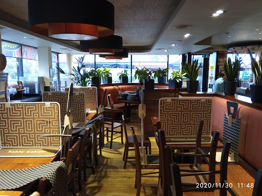 Photo of Nando's Kettering - Unit B2, KETTERING RETAIL PARK, Carina Rd, Kettering NN15 6YA